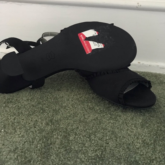 Nordstrom Black Heels - Picture 4 of 4